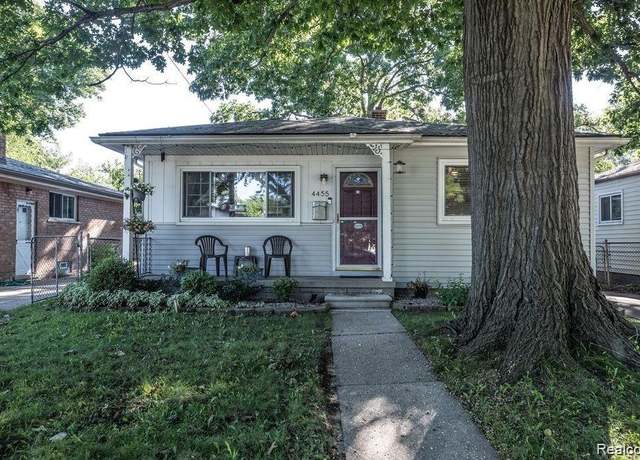 Property at 4455 Hipp St, Dearborn Heights, MI 48125, 3 beds, 1 bath