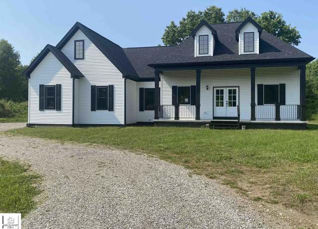 Property at 3801 Sutton Rd, Metamora, MI 48455, 3 beds, 2 baths