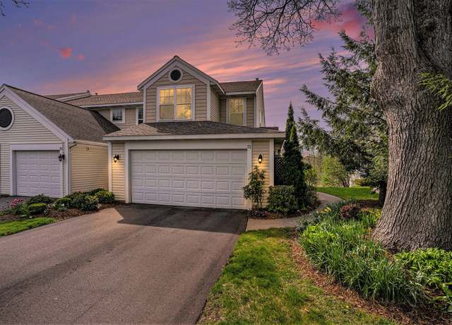 Property at 72 Sun Ridge Dr, Holland, MI 49424, 3 beds, 2.5 baths