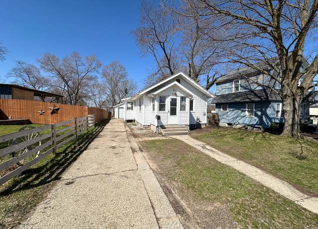 Property at 1835 Collingwood Ave SW, Wyoming, MI 49519, 2 beds, 1 bath
