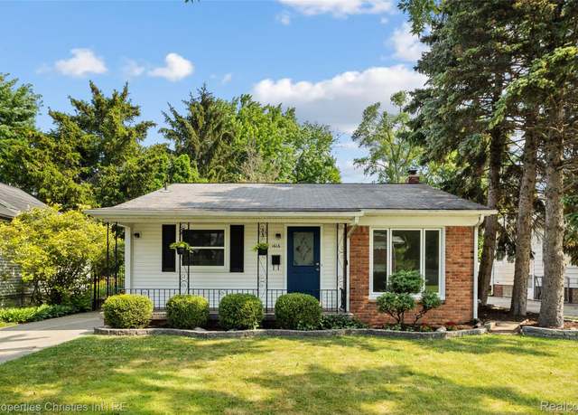 Property at 1616 Catalpa Dr, Royal Oak, MI 48067, 3 beds, 2.5 baths