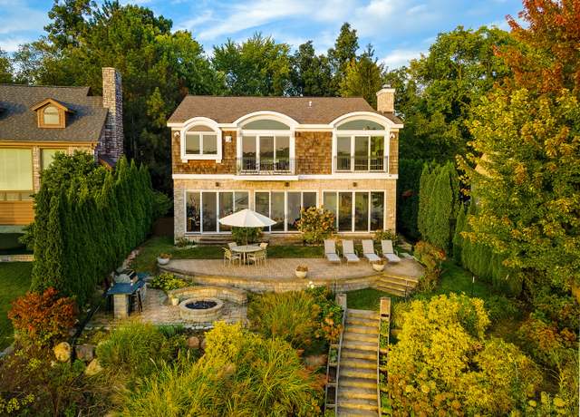 Property at 5681 Shore Dr, Orchard Lake, MI 48324, 4 beds, 3.5 baths