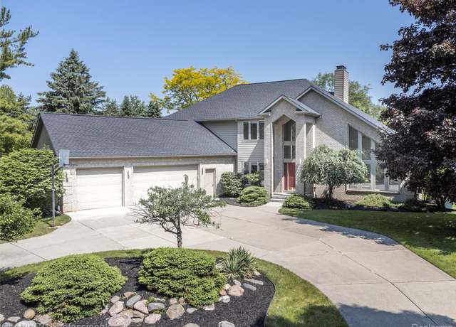 Property at 1120 Nautical Dr, Okemos, MI 48864, 4 beds, 4.5 baths