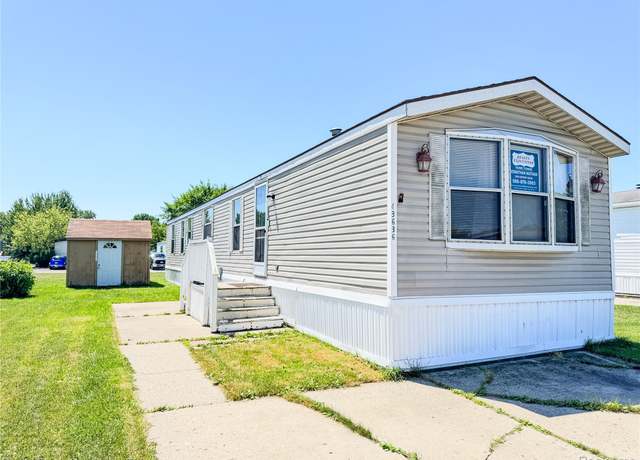 Property at 43636 Teal Cir Cir, Clinton Township, MI 48036, 2 beds, 2 baths