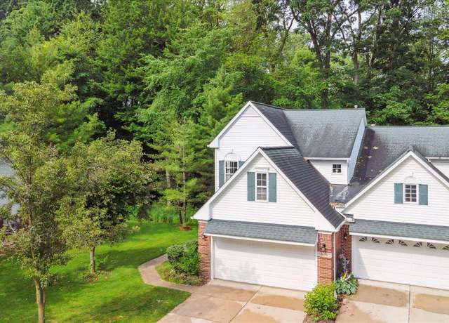 Property at 682 Chestnut Dr, Wixom, MI 48393, 3 beds, 2.5 baths