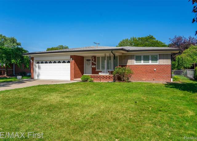 Property at 33552 Somerset Dr, Shelby Twp, MI 48312, 3 beds, 1.5 baths