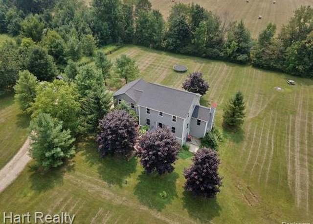 Property at 6198 Ewalt Rd, Imlay City, MI 48444, 4 beds, 2.5 baths