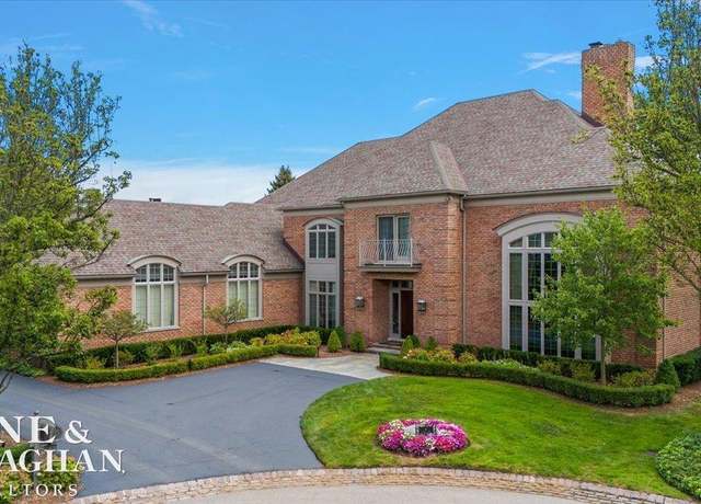 Property at 4 Higbie Ct, Grosse Pointe Farms, MI 48236, 5 beds, 5.5 baths