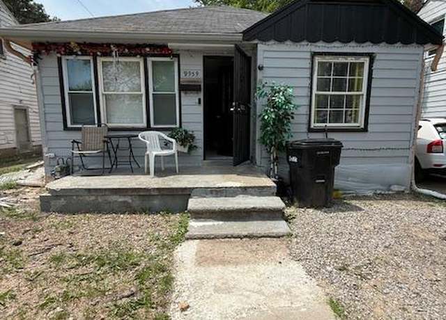 Property at 9959 Stahelin Ave, Lincoln Park, MI 48228, 3 beds, 1 bath