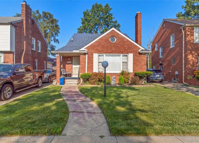 Property at 18027 Strathmoor St, Detroit, MI 48235, 5 beds, 3 baths