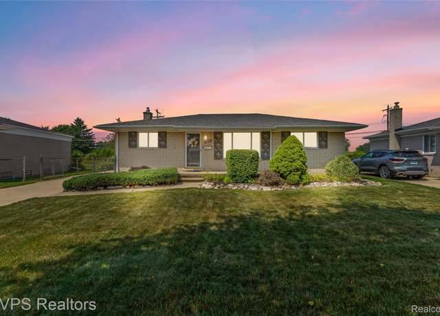 Property at 12077 Brougham Dr, Sterling Heights, MI 48312, 3 beds, 2 baths