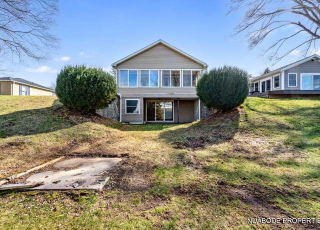 Property at 28 Culbert Dr, Hastings, MI 49058, 2 beds, 1 bath