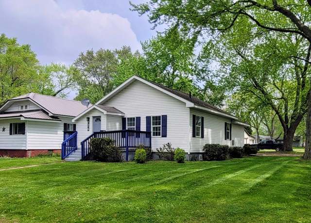 Property at 726 Pennsylvania Ave, Alma, MI 48801, 2 beds, 1 bath