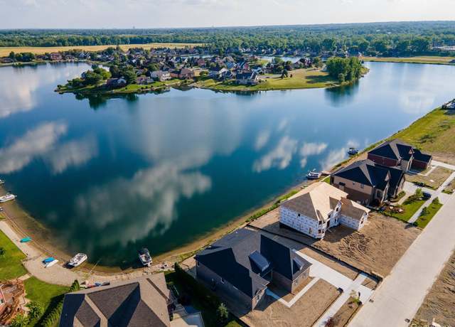 Property at 3632 Forster Ln, Shelby Twp, MI 48316, 4 beds, 3.5 baths