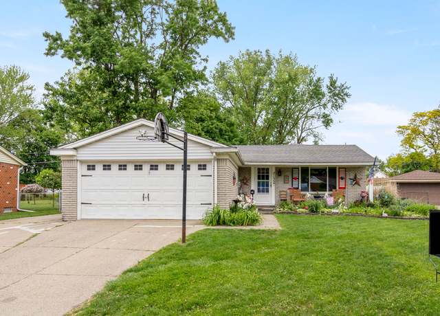 Property at 2135 Minerva St, Westland, MI 48186, 4 beds, 1.5 baths