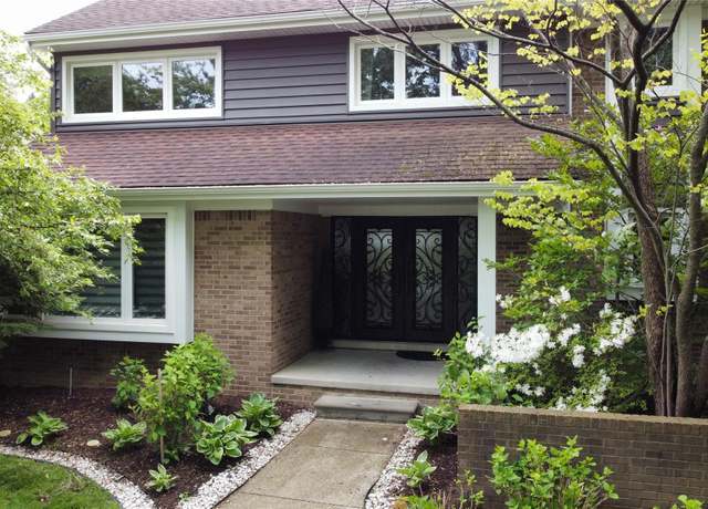 Property at 5084 Champlain Cir, West Bloomfield, MI 48323, 4 beds, 3 baths