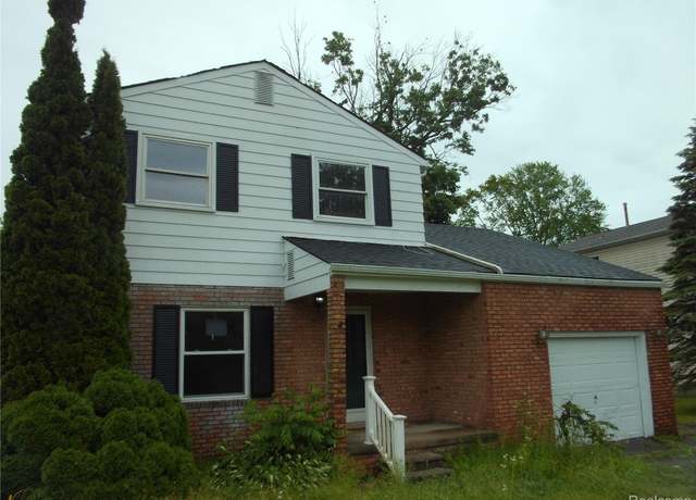 Property at 38014 Mallast St, Harrison Township, MI 48045, 4 beds, 2 baths