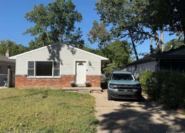 Property at 6145 N Dowling St, Westland, MI 48185, 3 beds, 1.5 baths