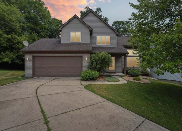 Property at 590 Akram Ct, Oxford, MI 48371, 3 beds, 2.5 baths