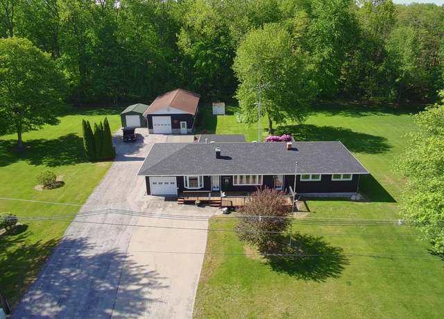 Property at 13414 Wilson Rd, New Buffalo, MI 49117, 3 beds, 3 baths