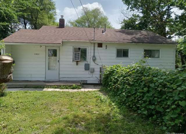 Property at 31612 Antrim Ct, Westland, MI 48186, 3 beds, 1 bath