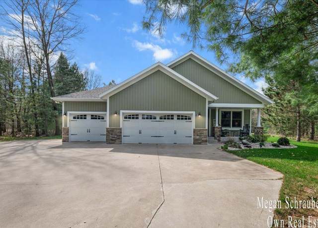 Property at 4615 N Weber Rd, Whitehall, MI 49461, 4 beds, 3 baths