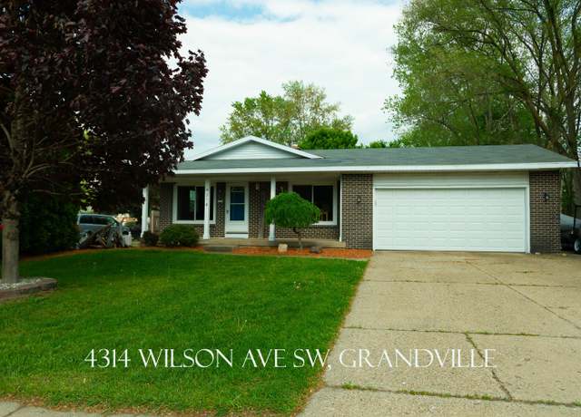 Property at 4314 Wilson Ave SW, Grandville, MI 49418, 3 beds, 1.5 baths