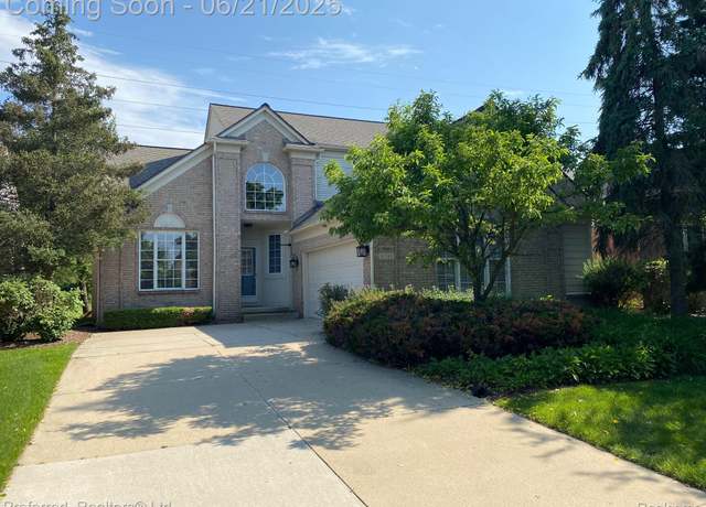 Property at 51355 Northview, Plymouth, MI 48170, 3 beds, 2.5 baths
