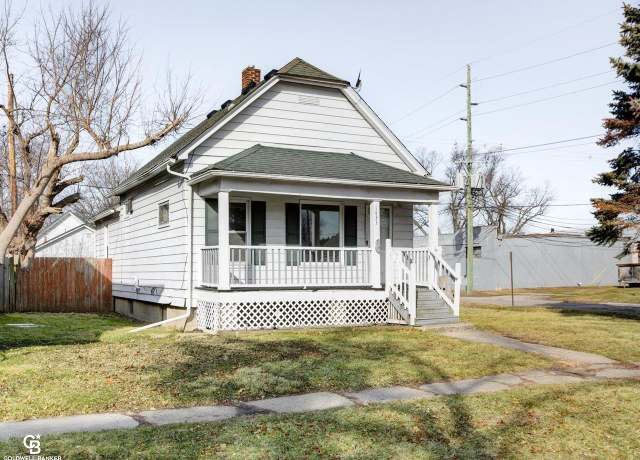 Property at 1433 Poplar St St, Port Huron, MI 48060, 2 beds, 1 bath