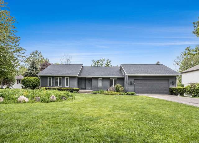 Property at 3521 S Applecrest Ct SE, Ada, MI 49301, 3 beds, 3 baths