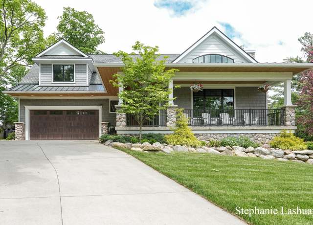 Property at 2769 Thornapple River Dr SE, Grand Rapids, MI 49546, 5 beds, 3.5 baths