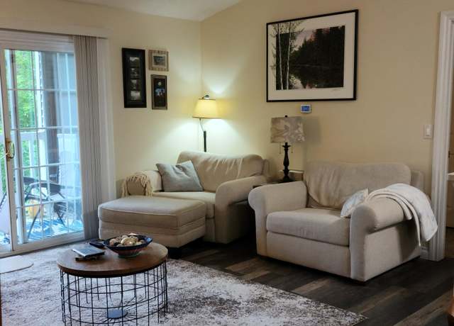 Property at 324 Ashley Ct #10, Brooklyn, MI 49230, 2 beds, 2 baths