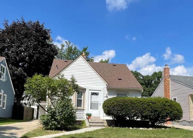 Property at 1209 N Wilson Ave, Royal Oak, MI 48067, 4 beds, 2 baths