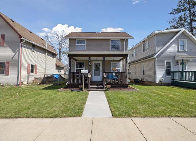 Property at 619 Woodlawn Ave, Owosso, MI 48867, 3 beds, 2 baths