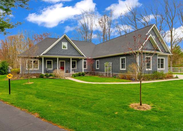 Property at 3905 Lakeshore Rd, Lexington, MI 48450, 6 beds, 3.5 baths
