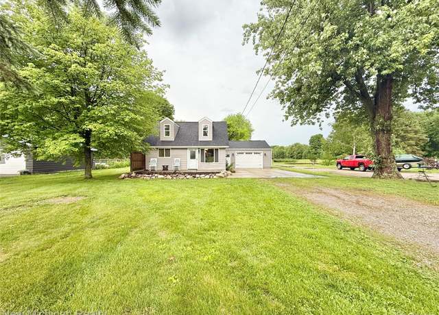 Property at 5186 W Wilson Rd, Clio, MI 48420, 3 beds, 2 baths