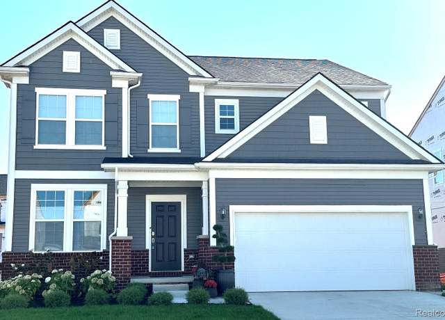 Property at 698 Gretchen Ln, Saline, MI 48176, 4 beds, 3 baths