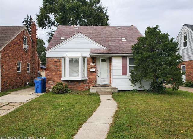 Property at 6985 N Vernon St, Dearborn Heights, MI 48127, 4 beds, 2 baths