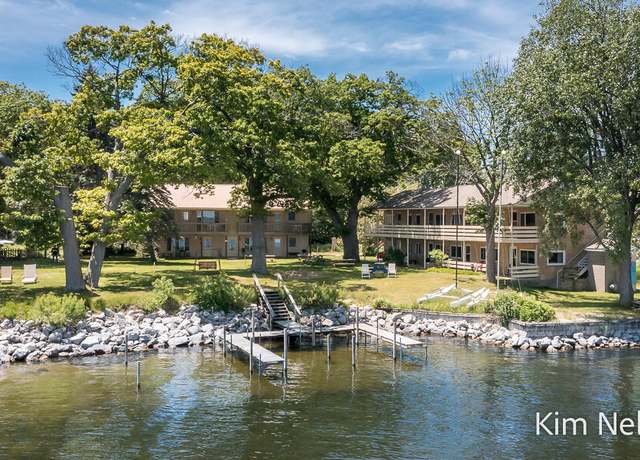 Property at 6195 Murray Rd, Whitehall, MI 49461, 8 beds, 12 baths