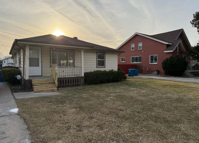 Property at 102 N Tuscola Rd, Bay City, MI 48708, 2 beds, 1 bath