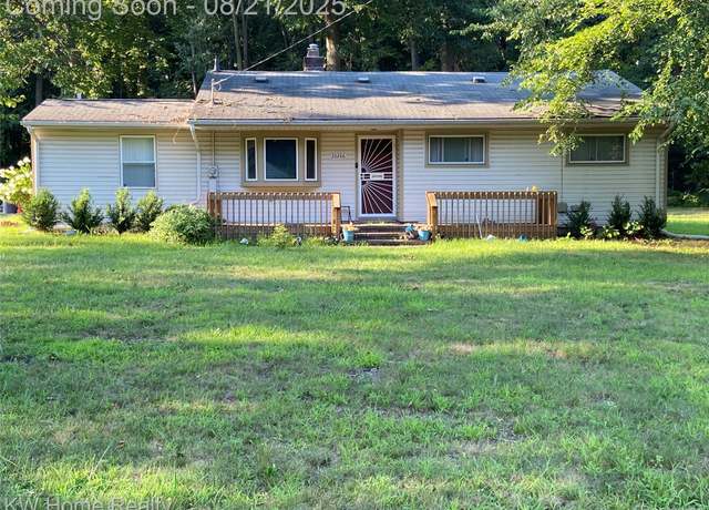 Property at 20286 Woodburn Dr, Southfield, MI 48075, 3 beds, 1.5 baths
