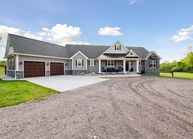 Property at 5330 Vassar Rd, Grand Blanc, MI 48439, 4 beds, 3.5 baths