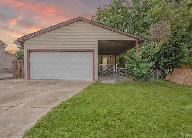 Property at 1005 Bacon St, Monroe, MI 48161, 2 beds, 1 bath