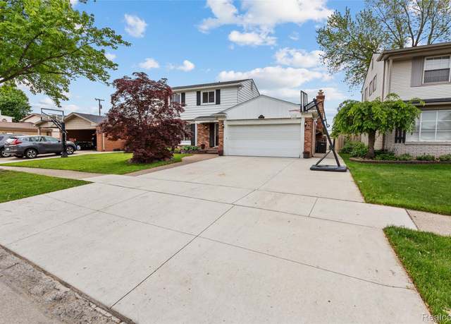 Property at 26769 Timber Trail Trl, Dearborn Heights, MI 48127, 3 beds, 2.5 baths