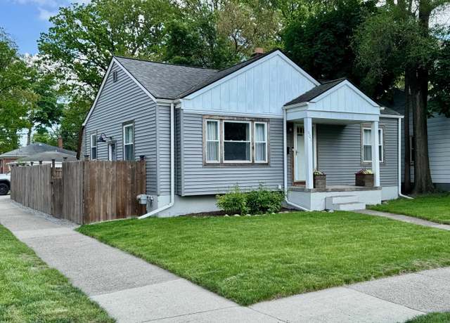 Property at 601 S Edgeworth Ave, Royal Oak, MI 48067, 2 beds, 2 baths
