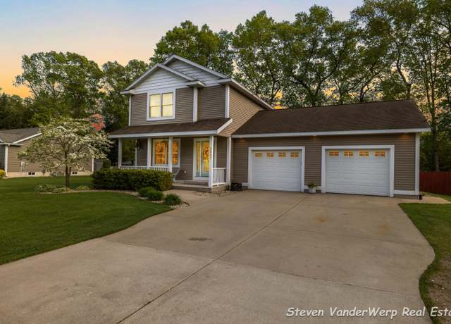 Property at 2567 Chippewa Trl, Muskegon, MI 49445, 3 beds, 2.5 baths