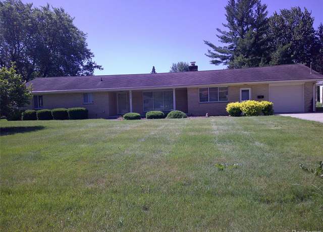 Property at 7776 Ash St, Birch Run, MI 48415, 2 beds, 1.5 baths
