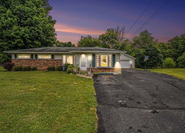 Property at 201 Beaumont Dr, Battle Creek, MI 49014, 3 beds, 2 baths