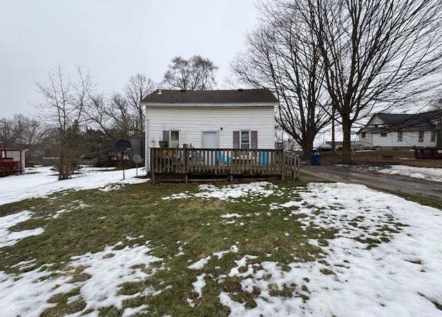 Property at 5985 Fox St, Mayville, MI 48744, 4 beds, 1 bath