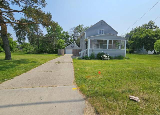 Property at 1073 W Bristol Rd, Grand Blanc, MI 48507, 3 beds, 1.5 baths